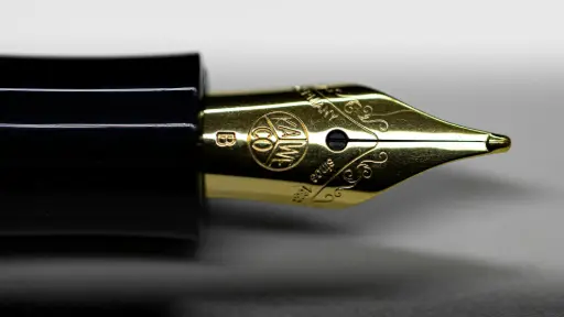 black and gold fountain pen